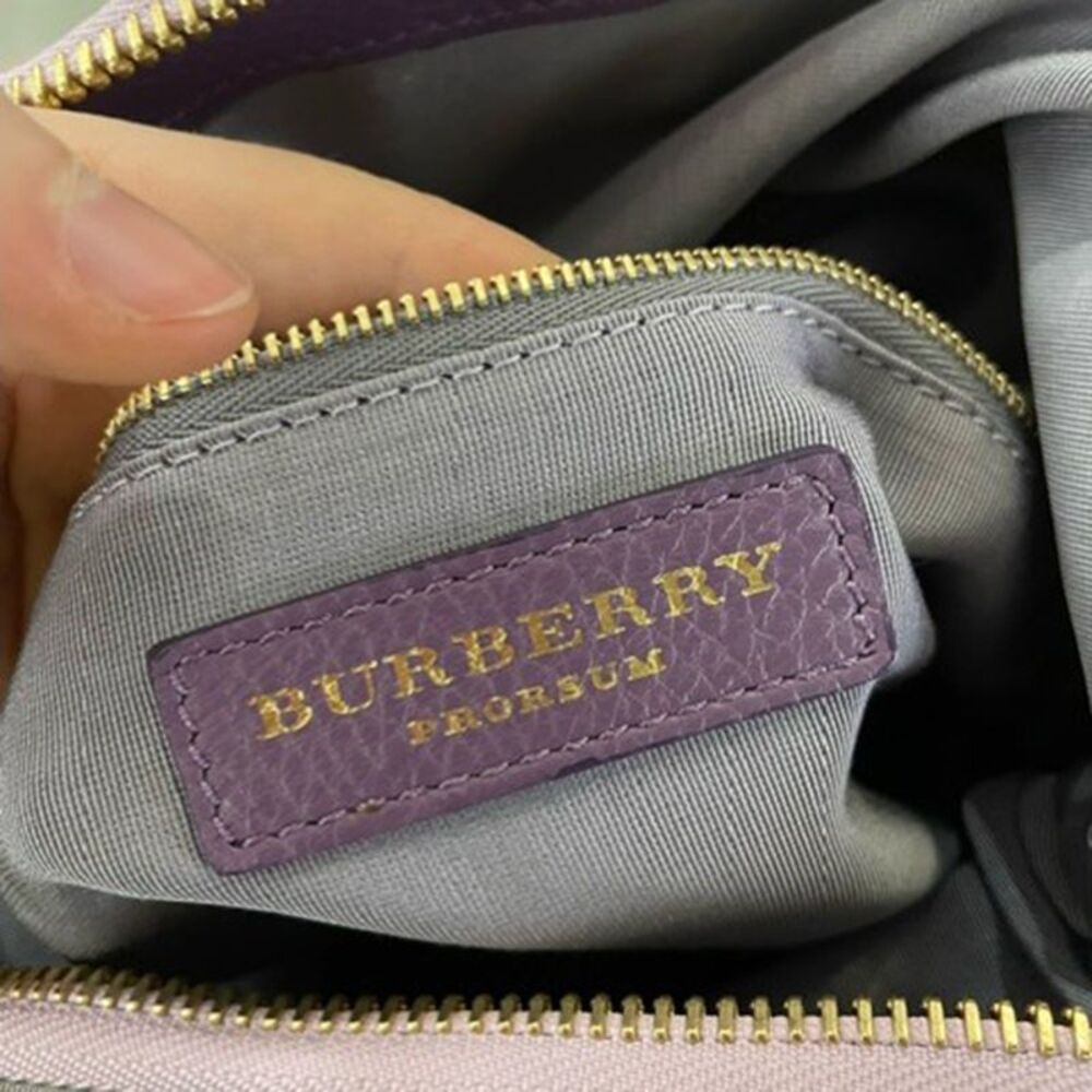 Burberry The Petal in Flowers Pouch in Purple Rubber - Picture 6 of 10